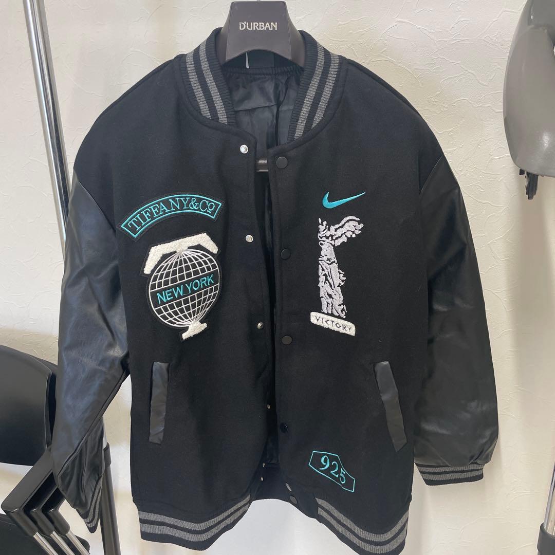 Tiffany & Co. Nike スタジャン Lサイズ 黒