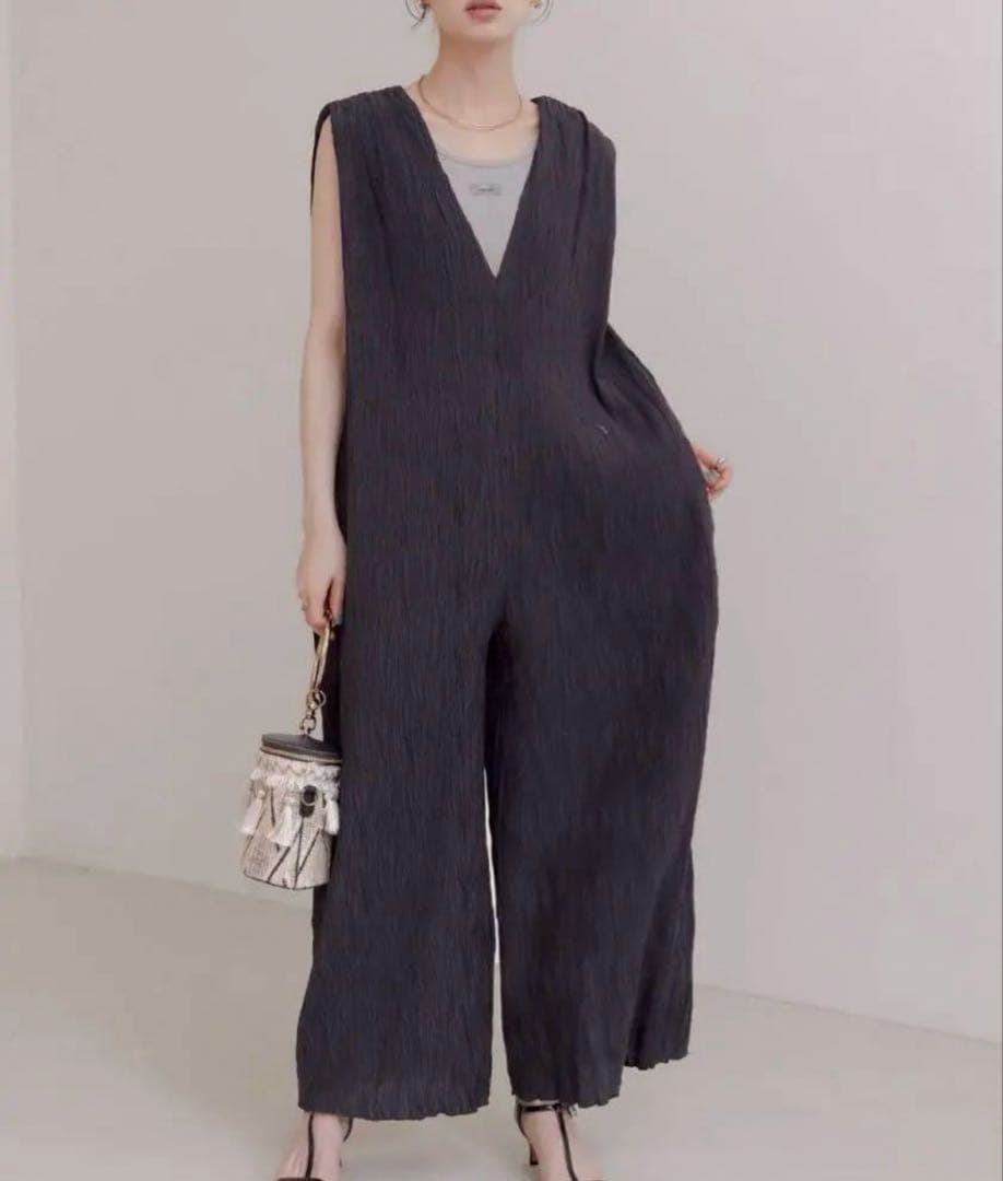 【新品未使用】Eimee Law エイミーロウプリーツオールインワンブラック