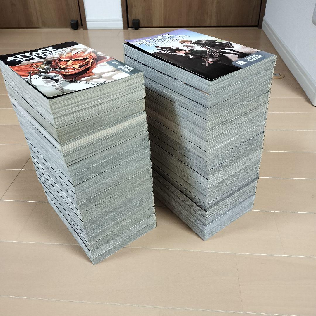 英語版　進撃の巨人　Attack on Titan　1-34　全巻