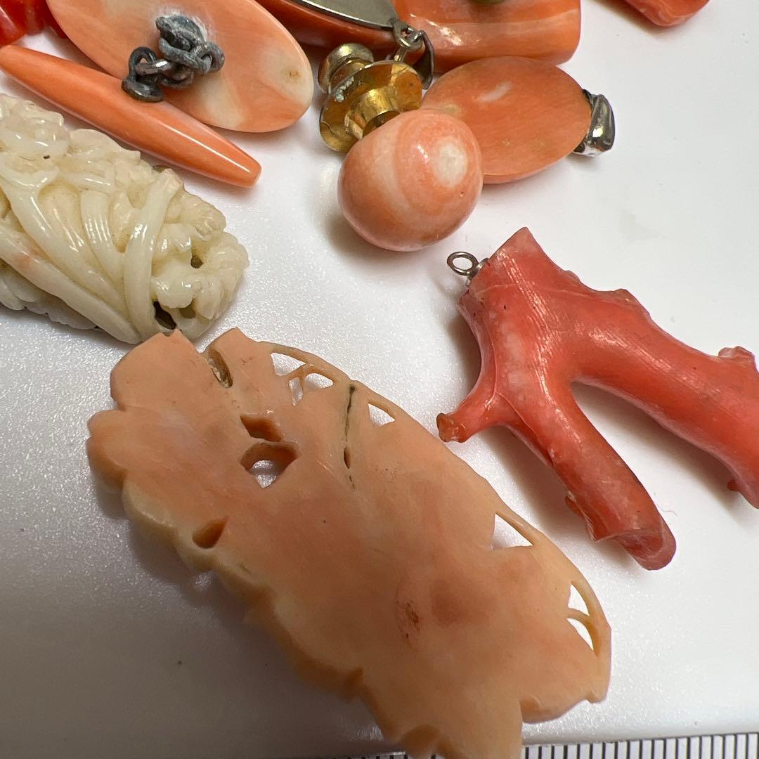 本赤珊瑚　アクセサリーなど色々　袋込210g 東Y8-0204ア㊱