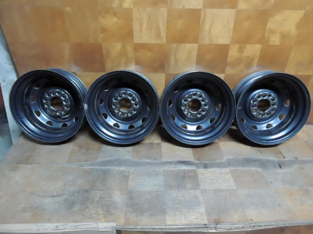 T748　13インチ　スチールホイール　4本　マルチ　4穴　錆び　傷有り