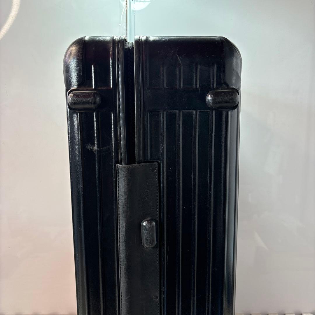 RIMOWA スーツケース【全体的に傷、汚れ等ありキャスター横に割れあり】