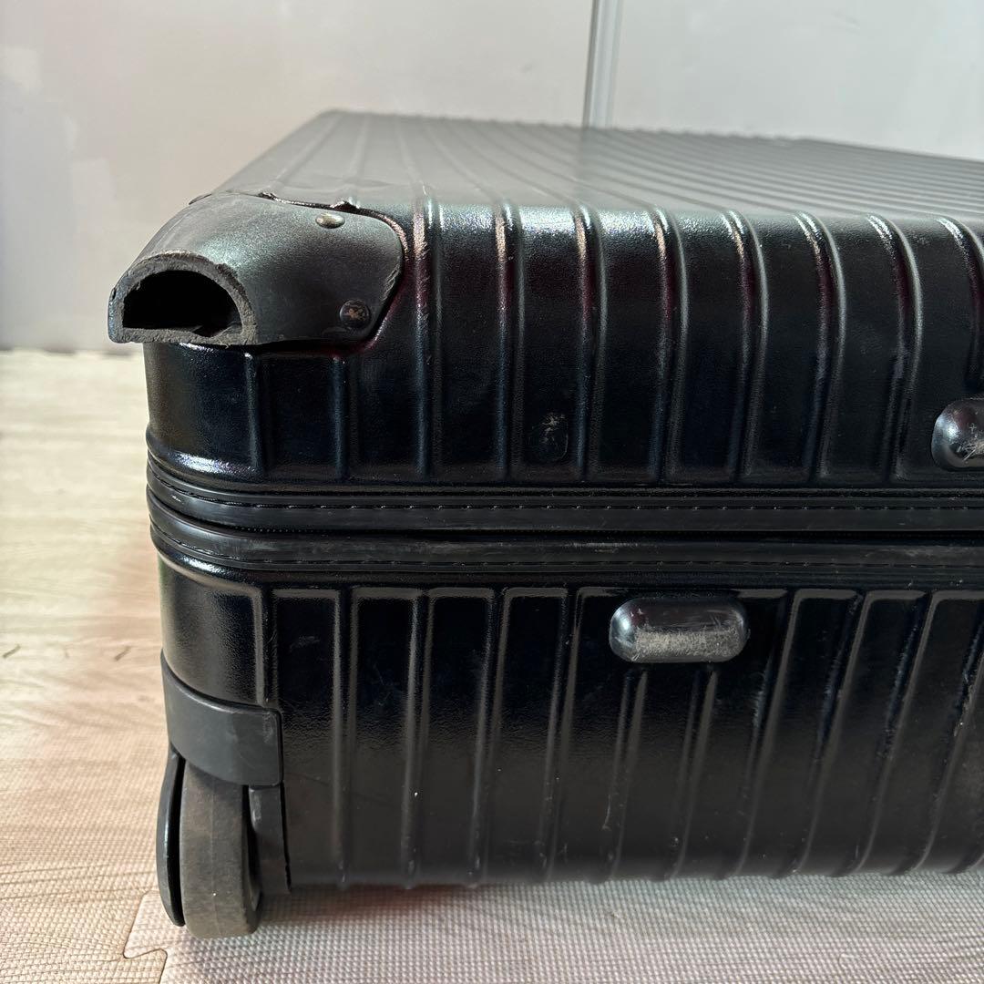 RIMOWA スーツケース【全体的に傷、汚れ等ありキャスター横に割れあり】