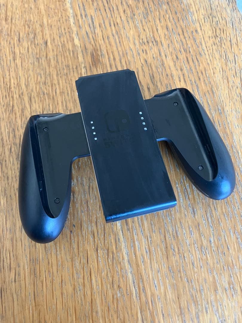 ふ*と様 ｛初期化済み｝Nintendo Switch ネオンブルー/レッド 本