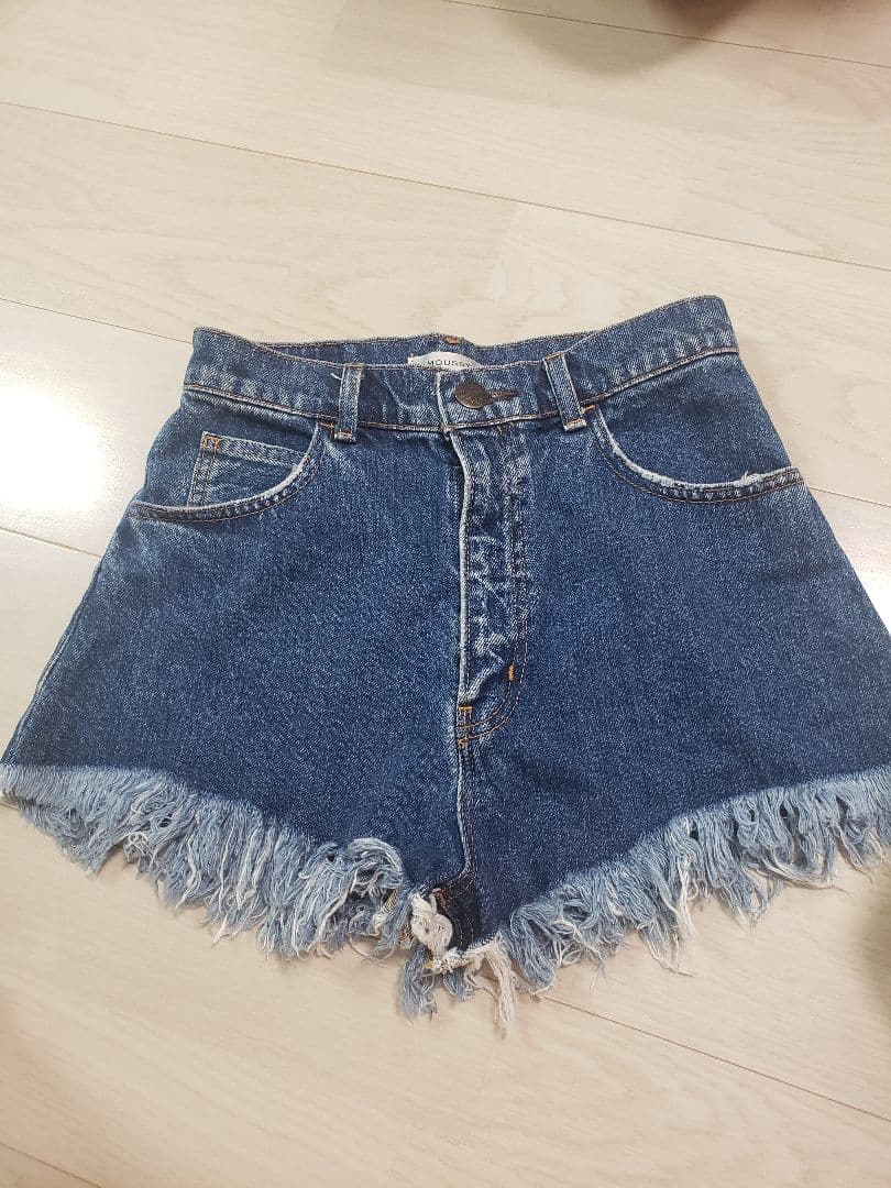 フリンジデニムショートパンツ
