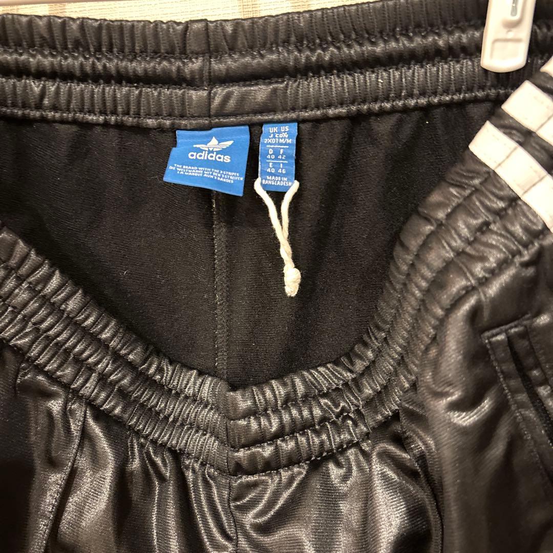 adidas ブラック トラックパンツ　ジャージパンツ Mサイズ