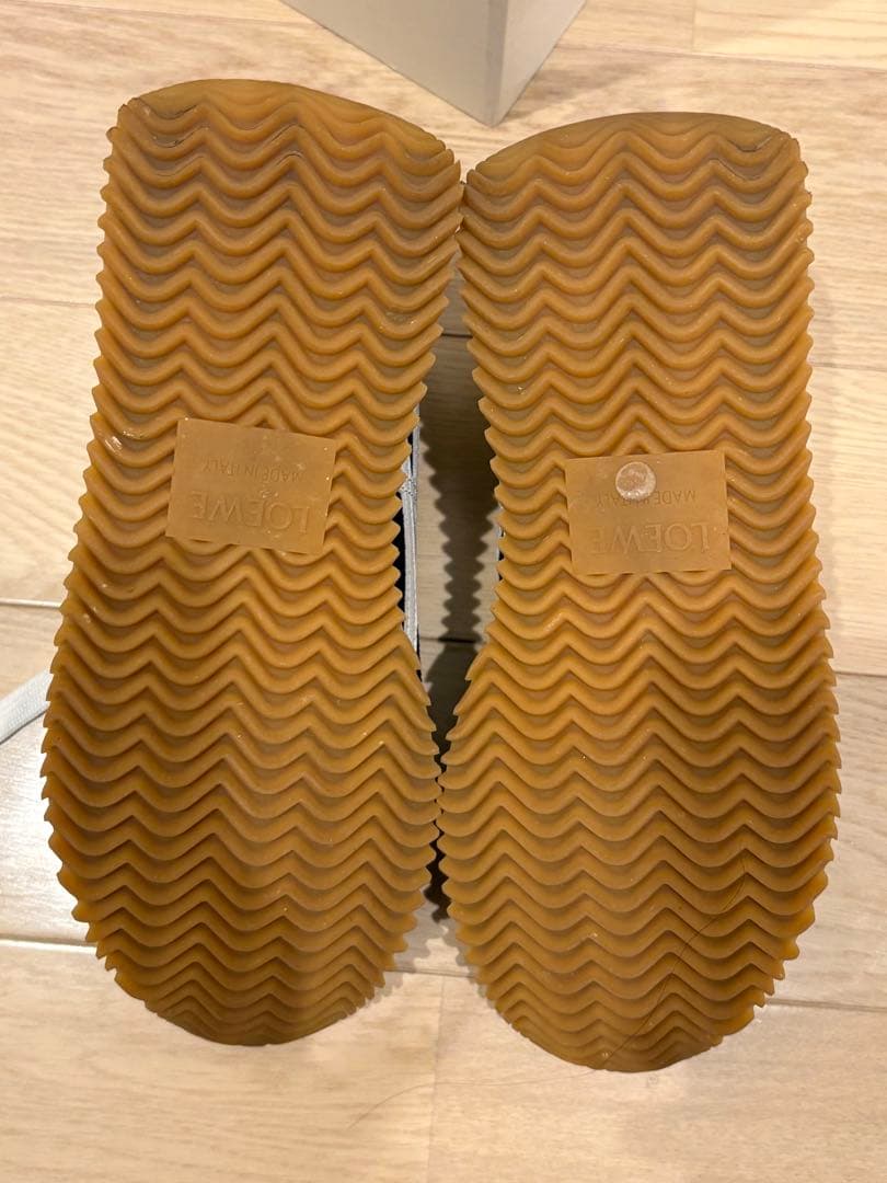 LOEWE スニーカー フローランナー　サイズ38 24〜24.5cmブラック