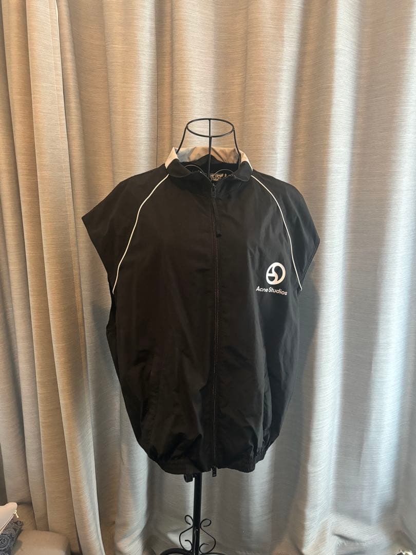 【ACNE STUDIOS】ブラック Gillet ベスト