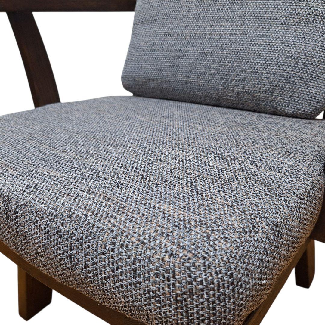 ヒロ様、1脚目　大川家具 春風 肘付回転椅子 天然木 高級チェア