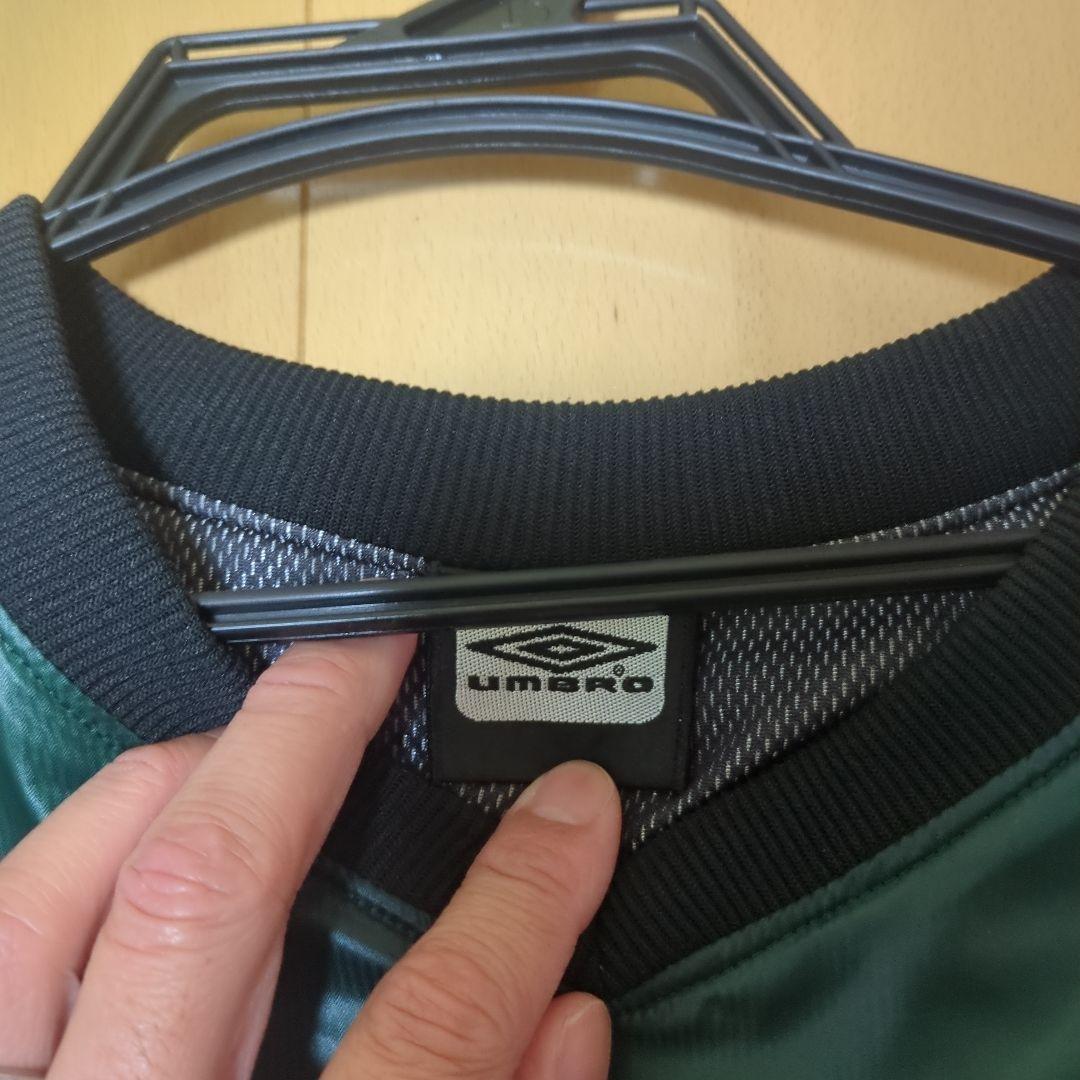 いいねお断り！　値引不可☆希少♥美品♥アンブロ　UMBRO　中綿　ピステ