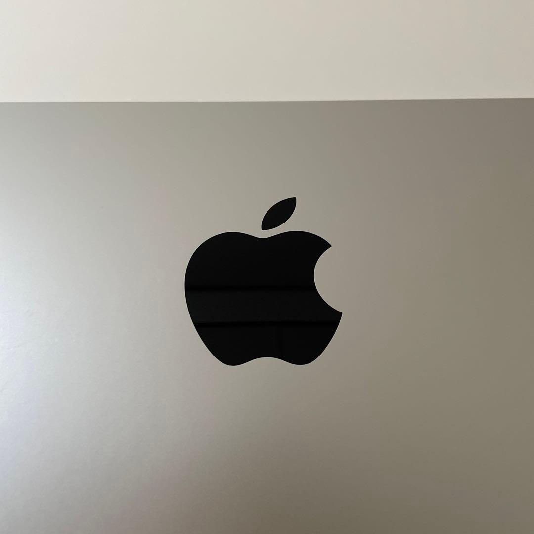 【値下げしました】21.5インチiMac Retina 4Kディスプレイモデル