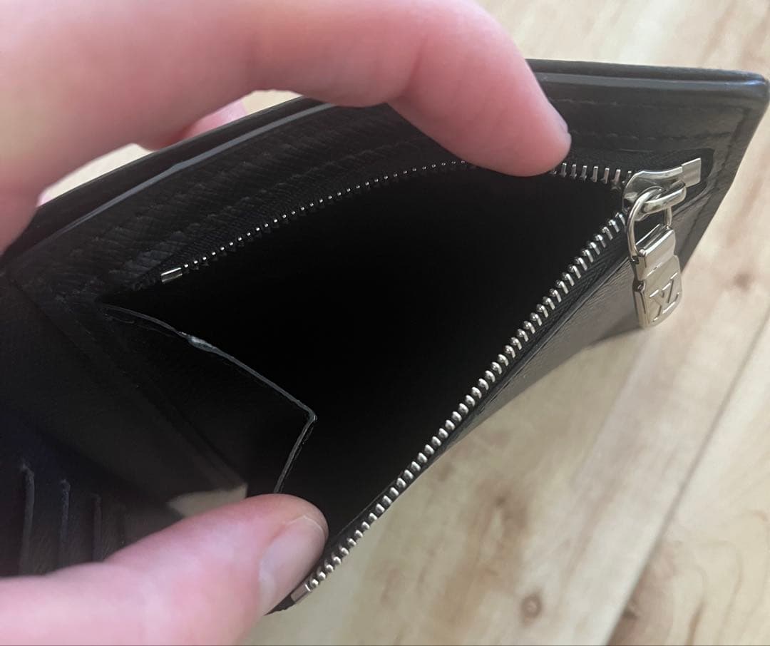ルイヴィトン　ポルトフォイユ・アメリゴNM 黒 タイガ