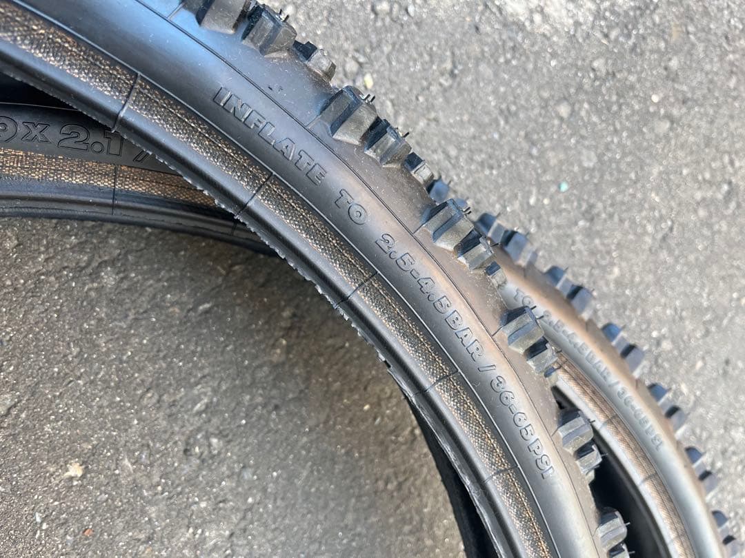 スパイク付き29インチマウンテンバイクタイヤ2本セット