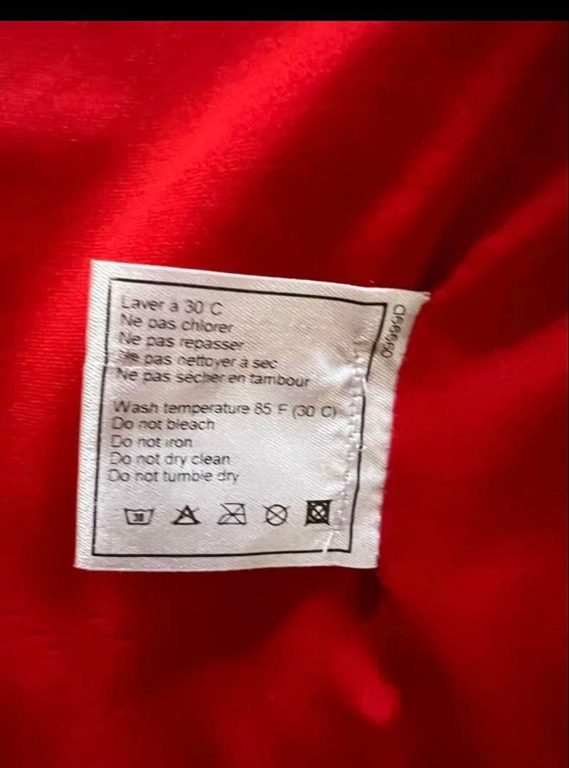 CHANEL 赤 ノーカラージャケット