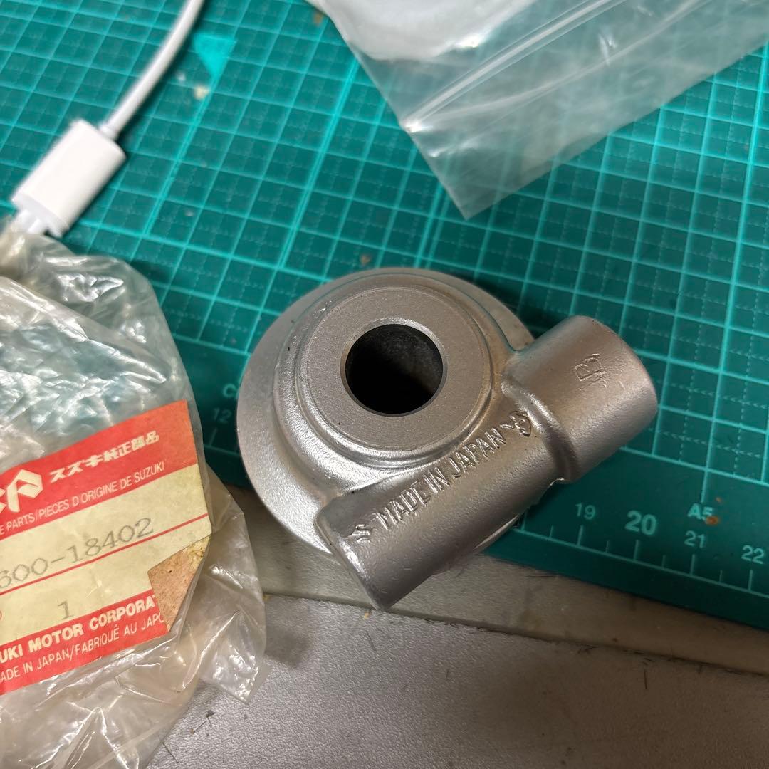 GS750 スピードメーターギア　ASSY純正新品