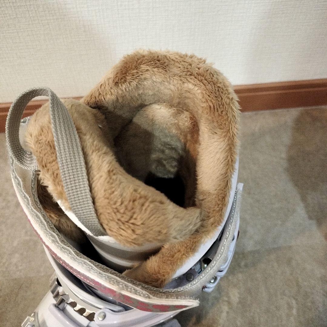 HELD RHEA　24-24.5 女性用スキーブーツ 普段23-23.5の方へ