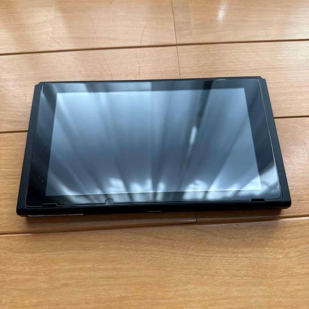 Nintendo Switch（箱あり、保護フィルム貼付済み） ＋ソフト＋ケース