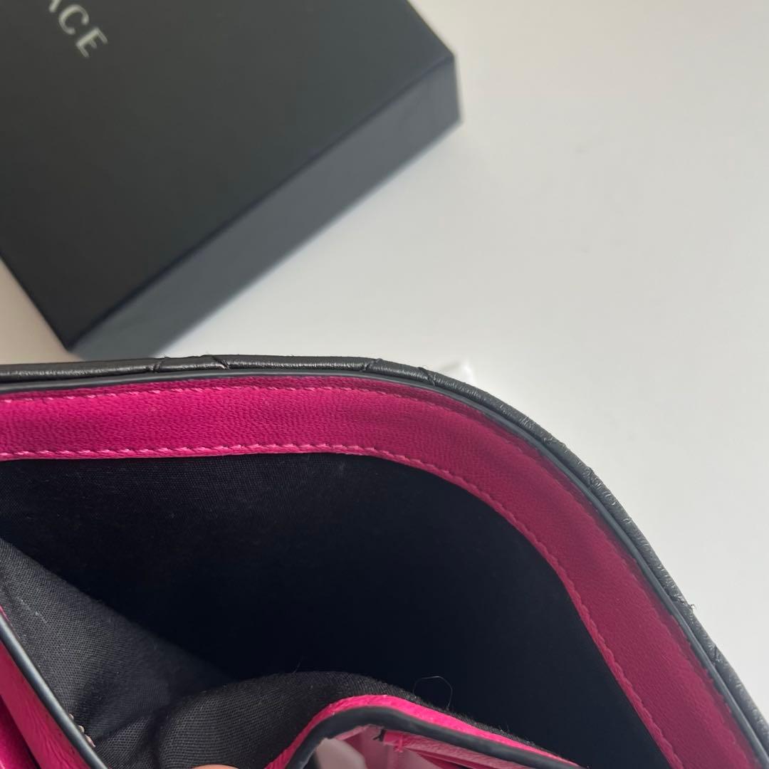 31 極上美品 VERSACE ヴェルサーチ 2つ折り財布