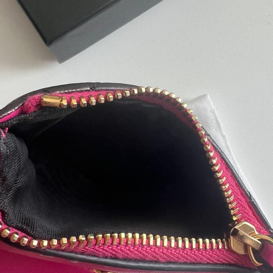 31 極上美品 VERSACE ヴェルサーチ 2つ折り財布