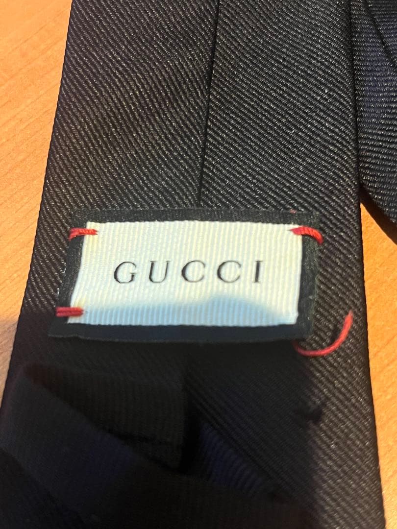 GUCCI ヘビ刺繍 ネクタイ