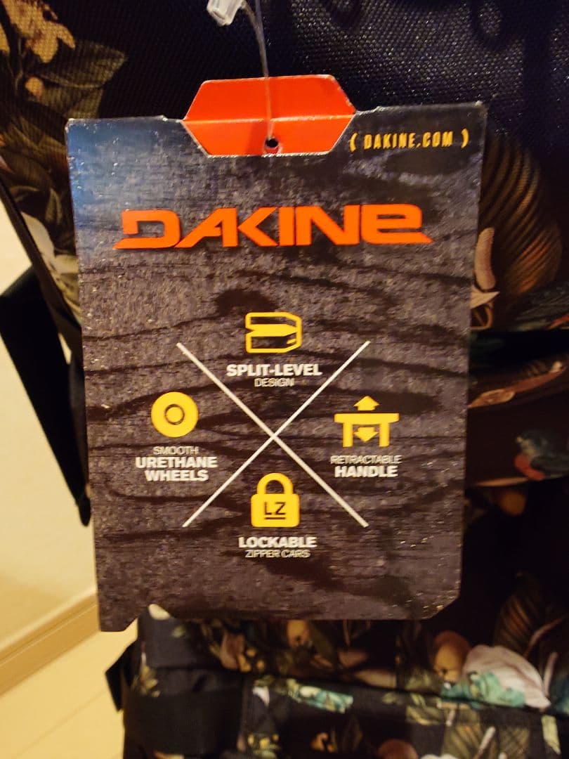 【新品】DAKINE フローラルデザイン キャリーケース