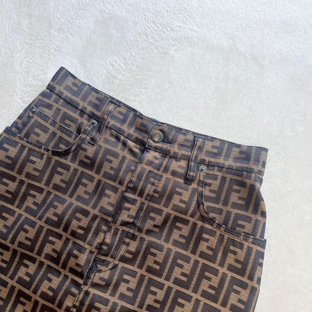 フェンディ　FENDI　スカート　ズッカ　28インチ　タイト