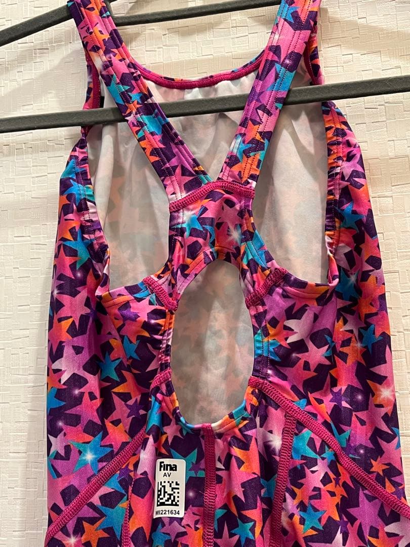未使用ミズノ✨競泳水着　XLサイズ　星柄　可愛いスポーツ用水着　値下げ済み