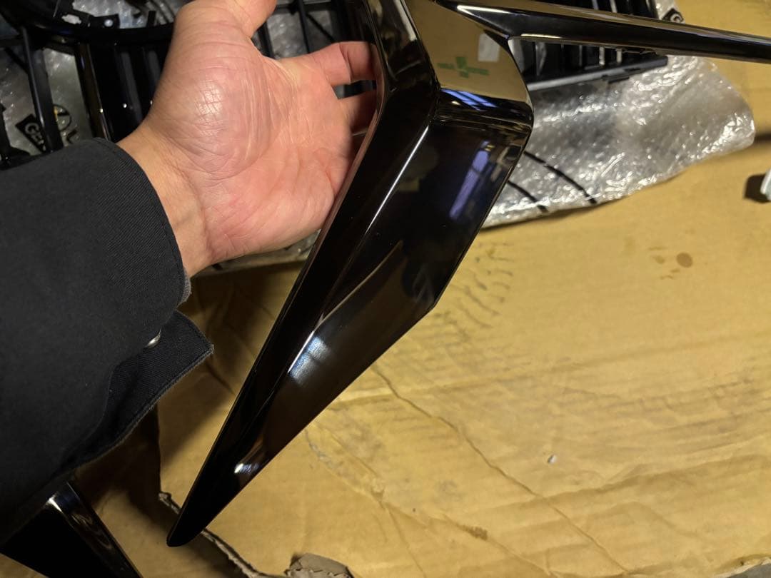 トヨタ ランドクルーザー プラド フロントグリルとリアバンパーガーニッシュ