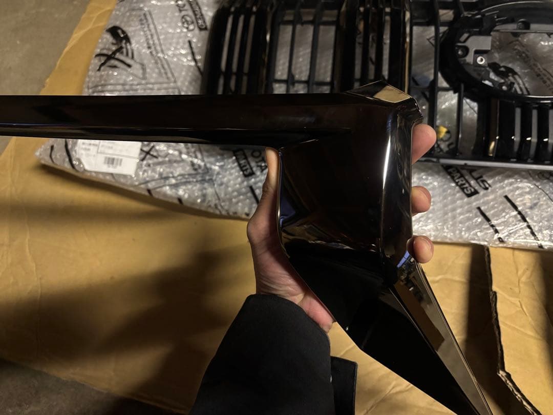 トヨタ ランドクルーザー プラド フロントグリルとリアバンパーガーニッシュ