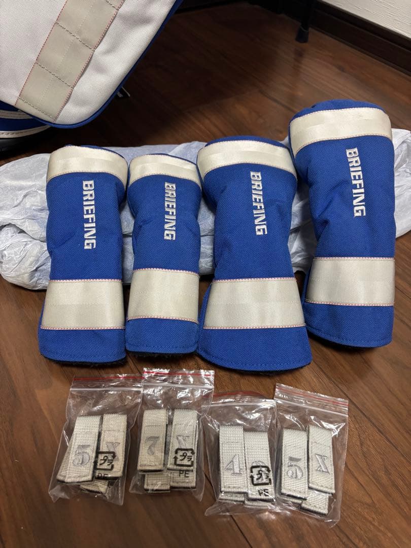 ブリーフィング　キャディバッグ　ヘッドカバー　フェアウェイウッド　ユーティリティ