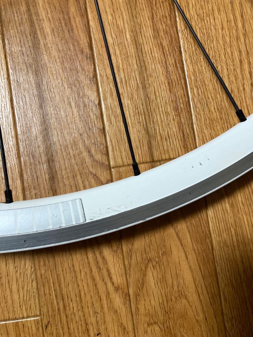 DTSWISS R1800 GIANTホイール(クリンチャー) 白 700c