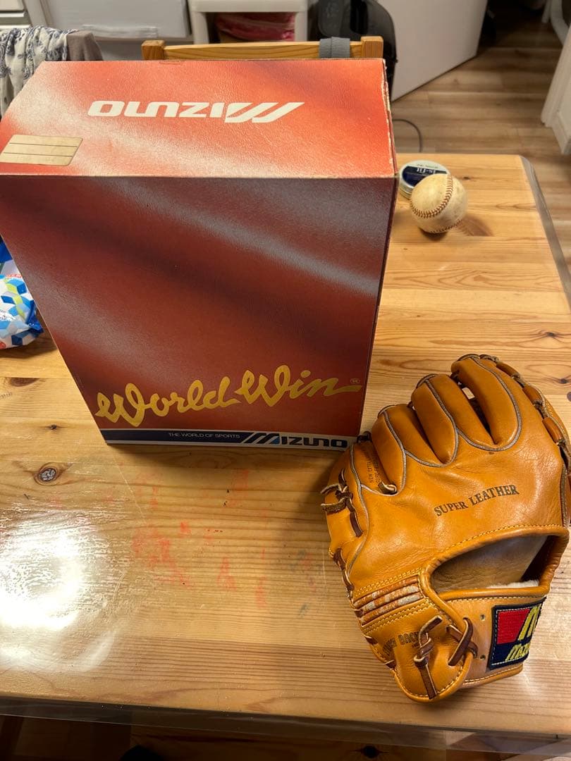 ミズノ　WORLDWIN 硬式グローブ　1982年製　箱付き