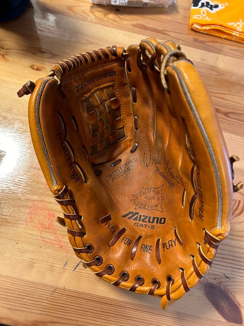 ミズノ　WORLDWIN 硬式グローブ　1982年製　箱付き