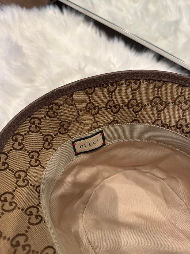 GUCCI ベージュ バケットハット Mサイズ