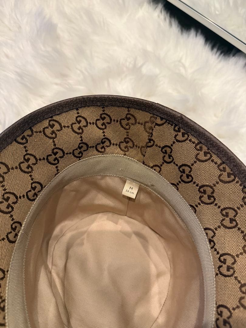 GUCCI ベージュ バケットハット Mサイズ