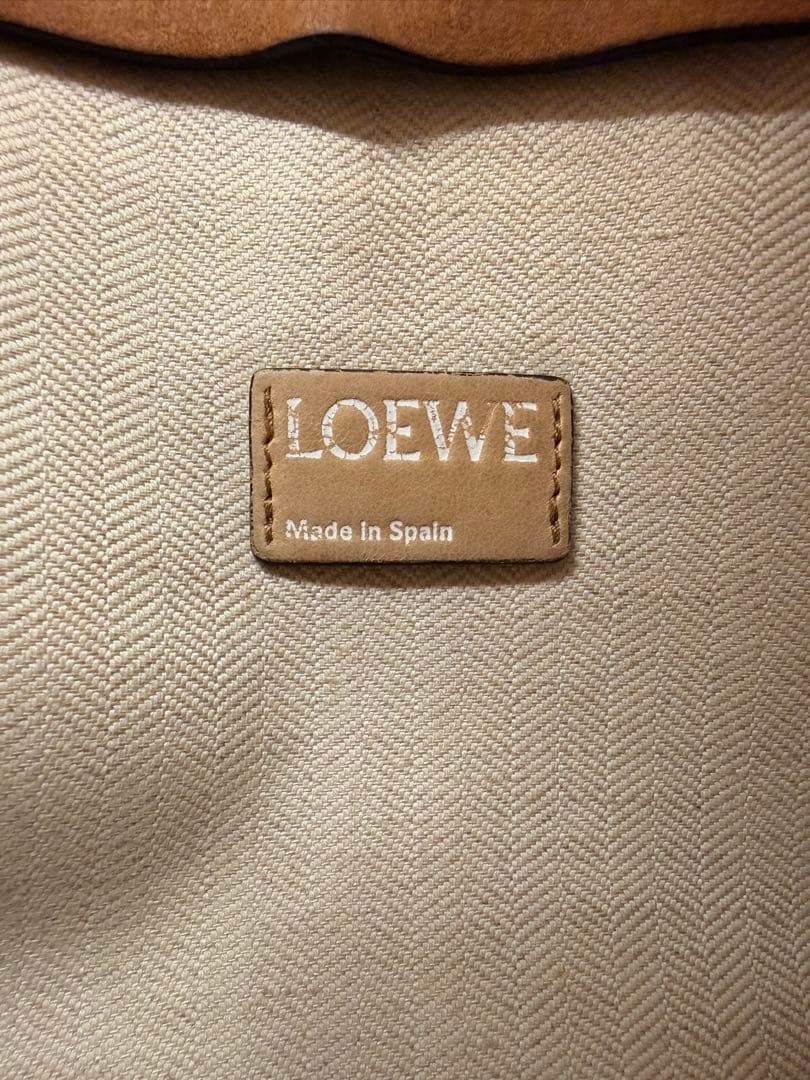 LOEWE クラッチバッグ Tポーチ アナグラム スエード ユニセックス