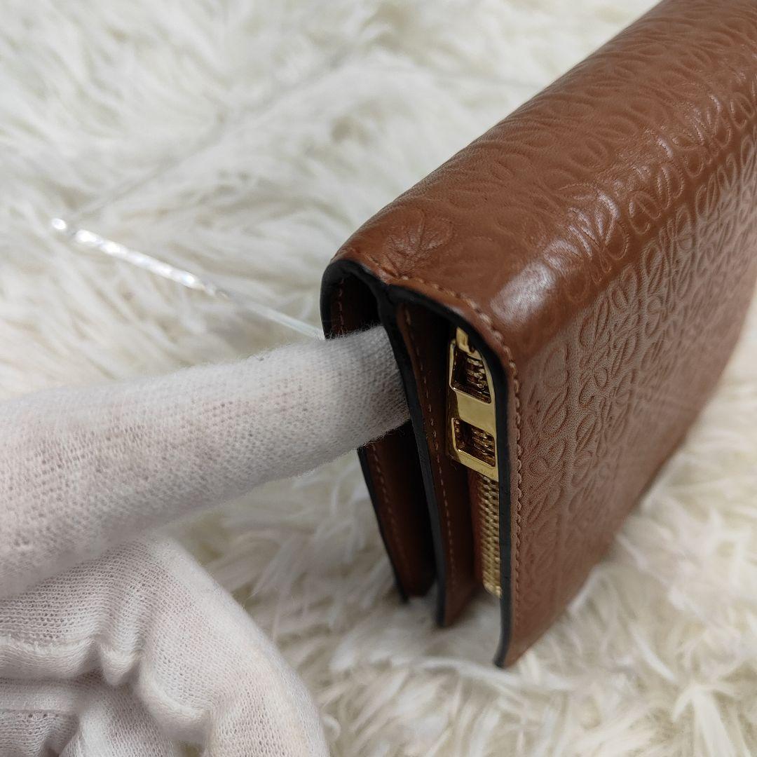 希少　LOEWE　 二つ折り財布 リピート アナグラム ロゴ レザー ブラウン