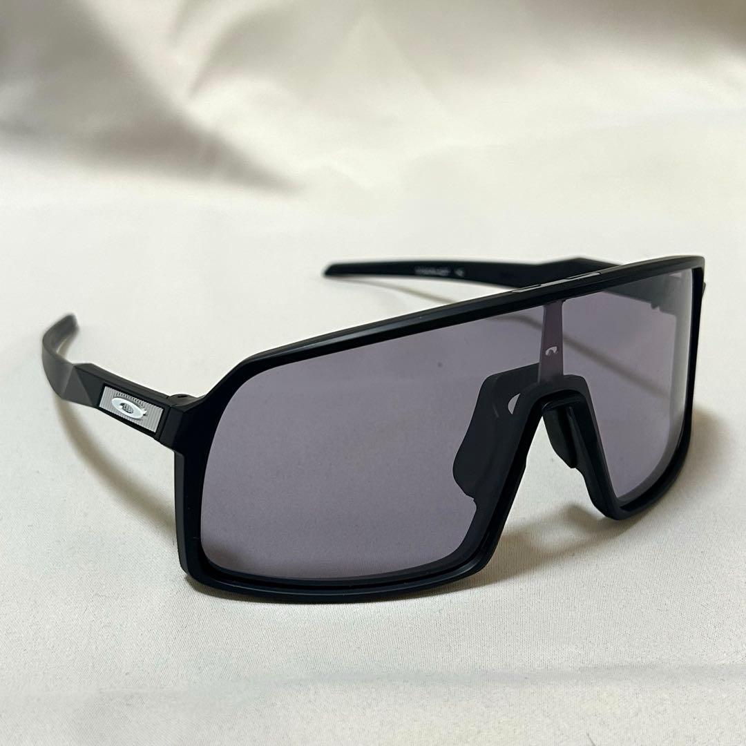 【未使用品】OAKLEY Sutro スートロ サングラス9406A-4237