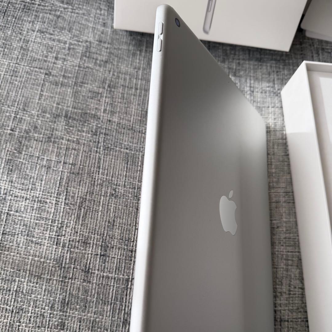 美品　iPad 第9世代 64GB Wi-Fi 付属品新品