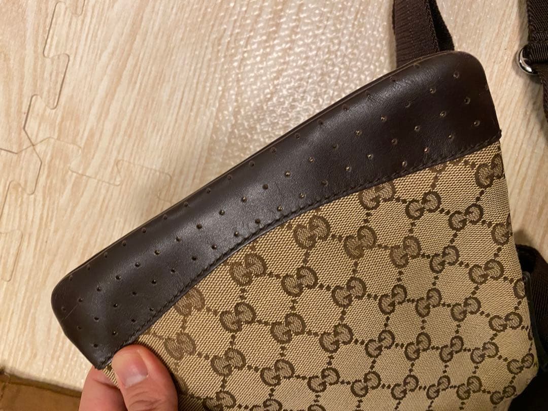 GUCCI GGパターン ショルダーバッグ 保存袋付き