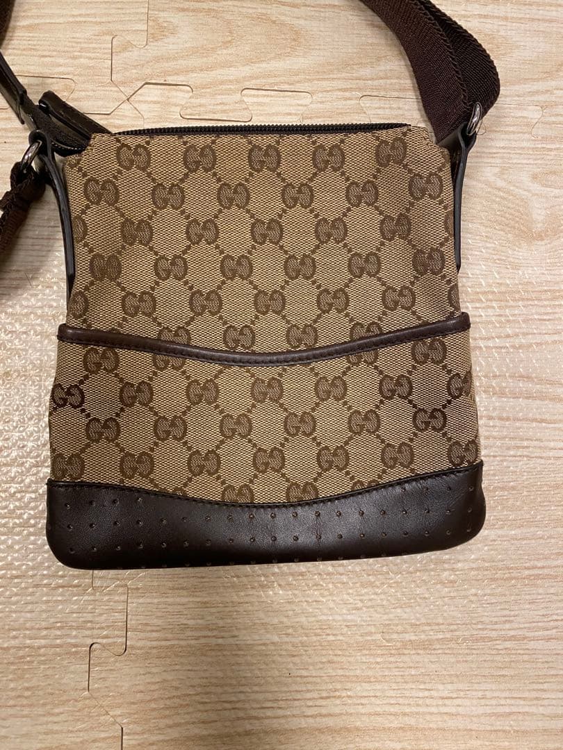 GUCCI GGパターン ショルダーバッグ 保存袋付き