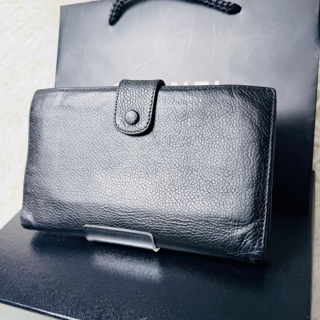 【セール】CHANEL キャビアスキン　ココマーク　二つ折り　長財布　がま口 黒