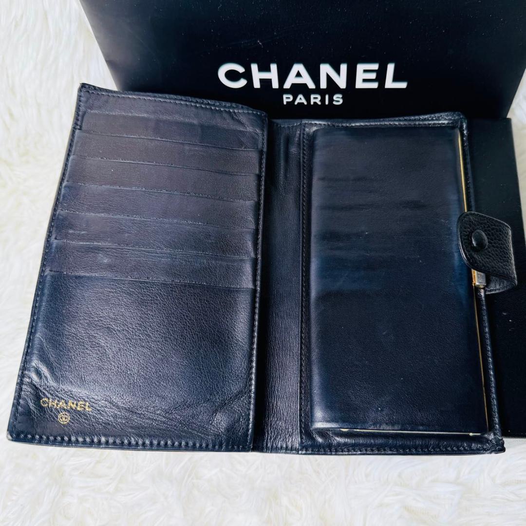 【セール】CHANEL キャビアスキン　ココマーク　二つ折り　長財布　がま口 黒