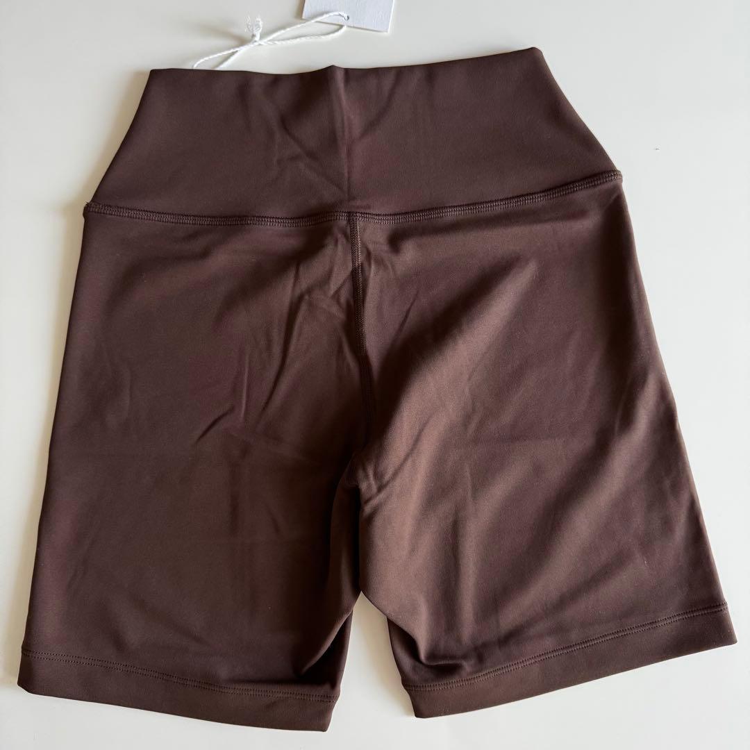 Sporty & Rich ブラウンショートレギンス Mサイズ