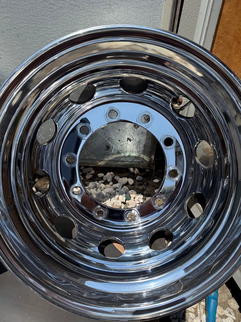 大型トラックメッキホイール リア用