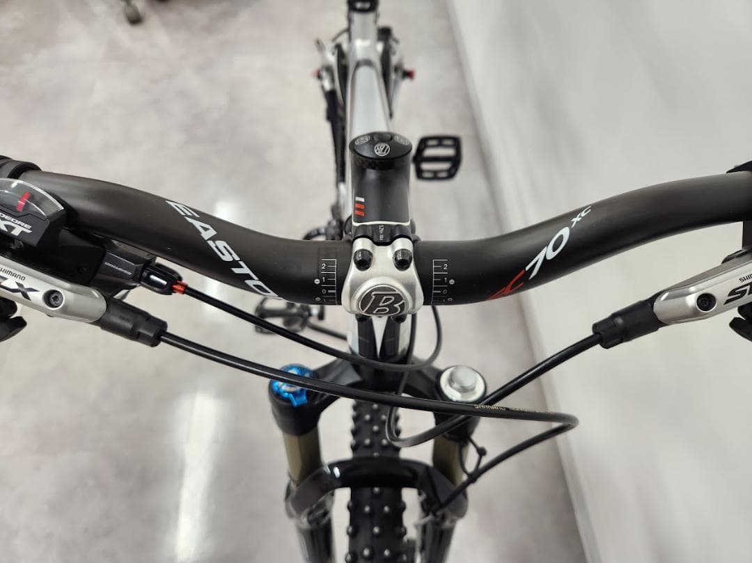 【美品】TREK Fuel EX7 フルサスMTB カスタム多数 スパイクタイヤ