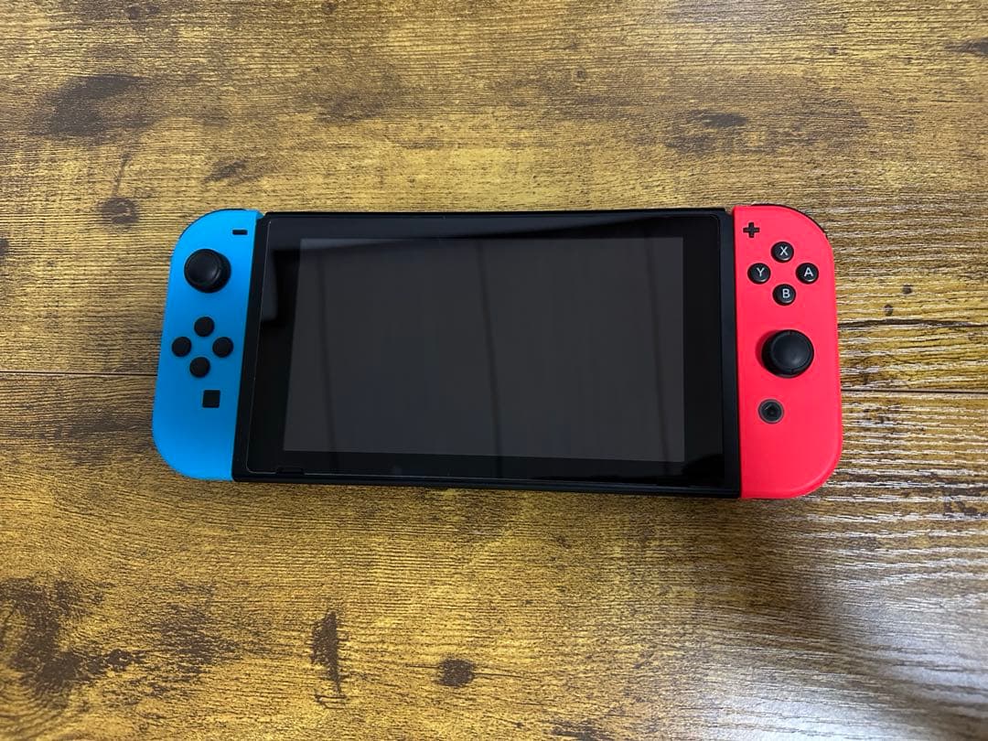 Nintendo Switch ネオンブルー・レッド本体