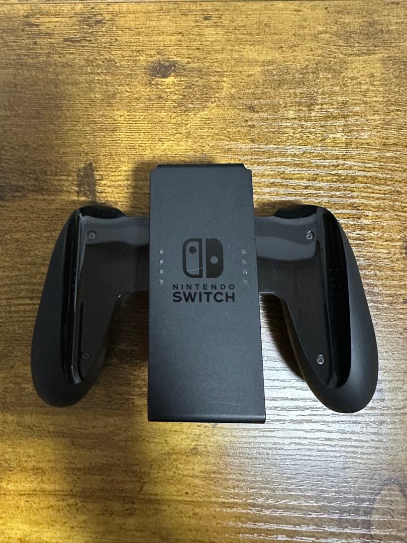 Nintendo Switch ネオンブルー・レッド本体