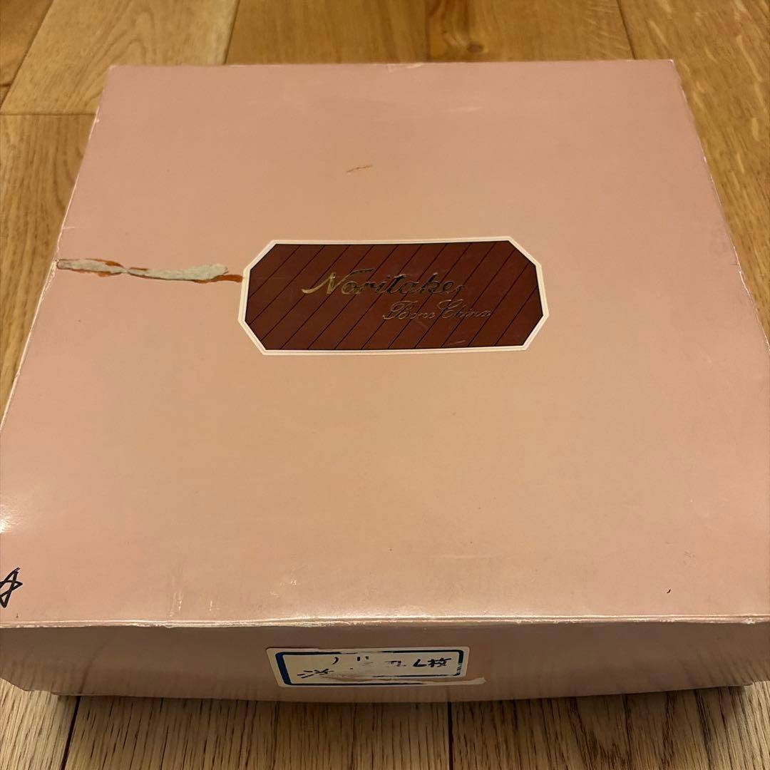 ノリタケ　ゴールド　大皿