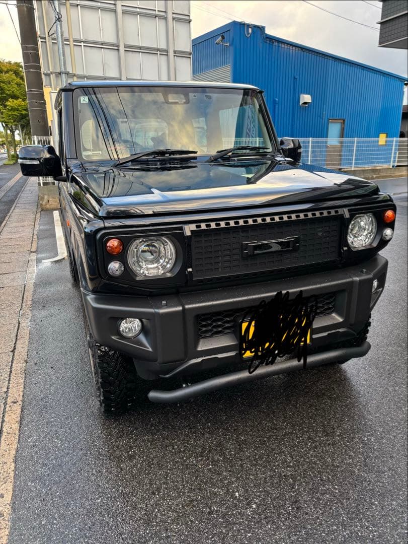 値下げ　ジムニージムニーシエラjb64 jb74 グリル　車検対応品無加工